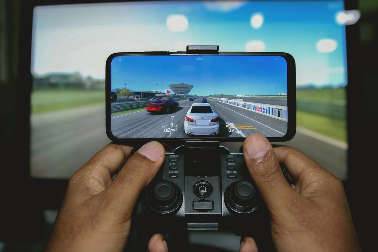 Revolusi Gaming: Mobile E-Game Mendominasi Dunia Digital Travel Mobile Console